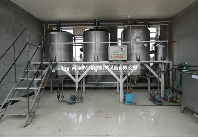 小型食用油精煉油設備